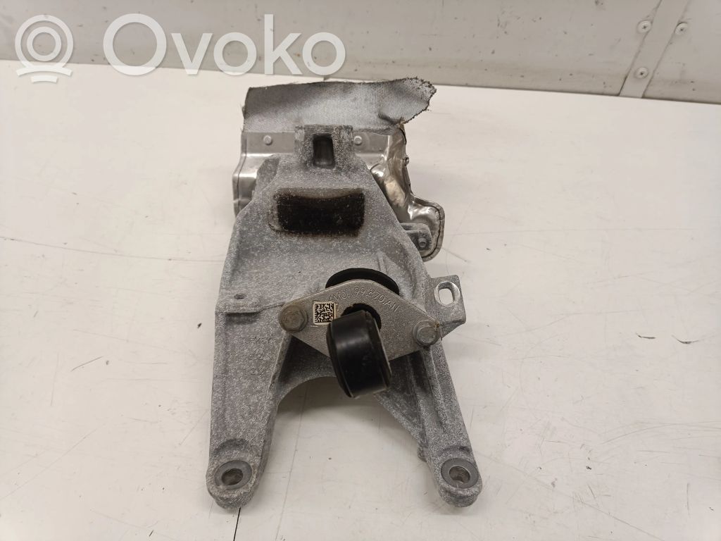 Audi A4 S4 B9 8W Engine mounting bracket 