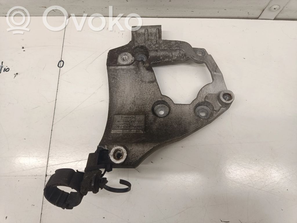 Ford Focus A/C compressor mount bracket 