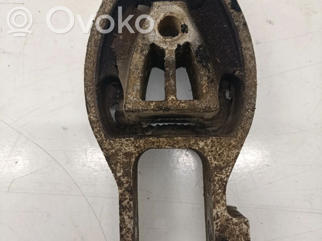 Volvo V60 Gearbox mounting bracket 