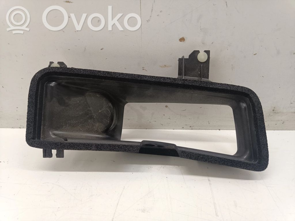 Tesla Model 3 Kanał powietrzny kabiny 