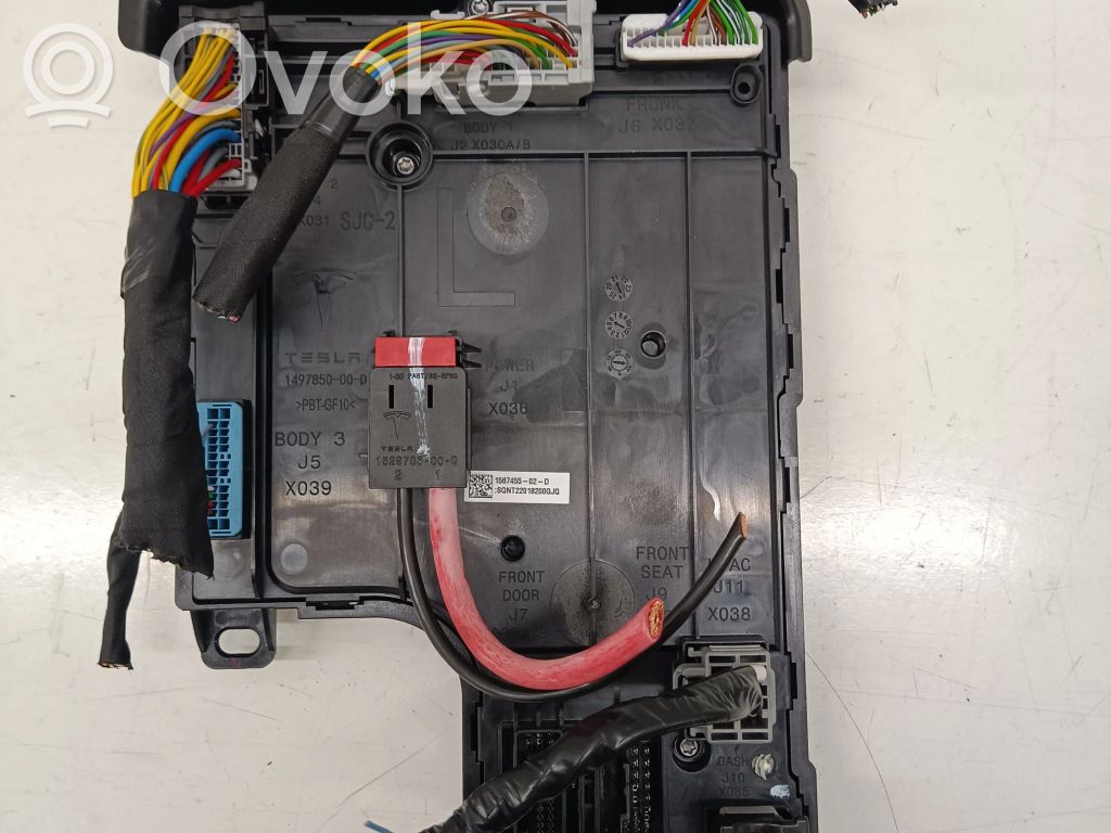 Tesla Model 3 Komforto modulis 