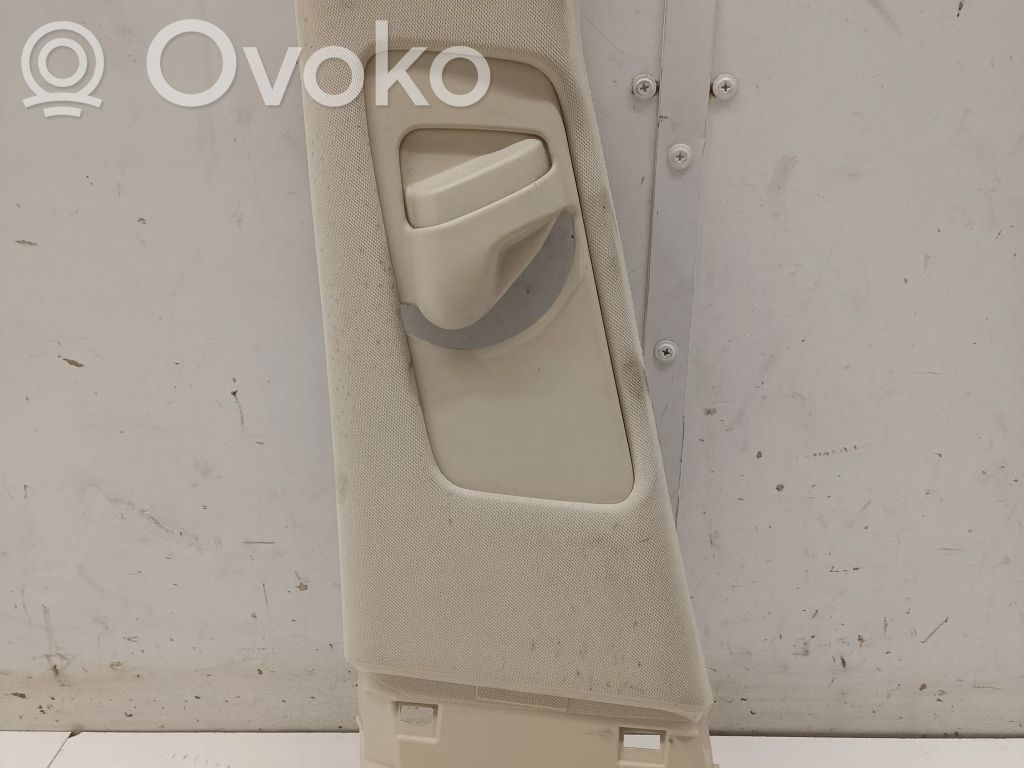 Lexus NX Pilar (B) (superior) 