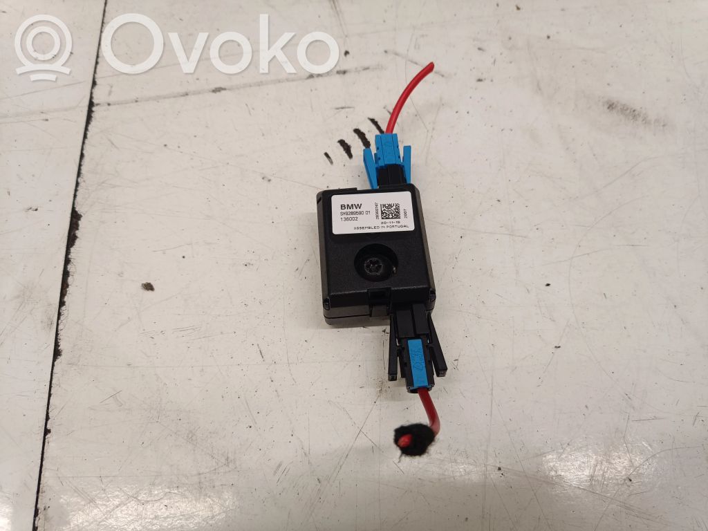 BMW 2 F46 Antenos stiprintuvas 
