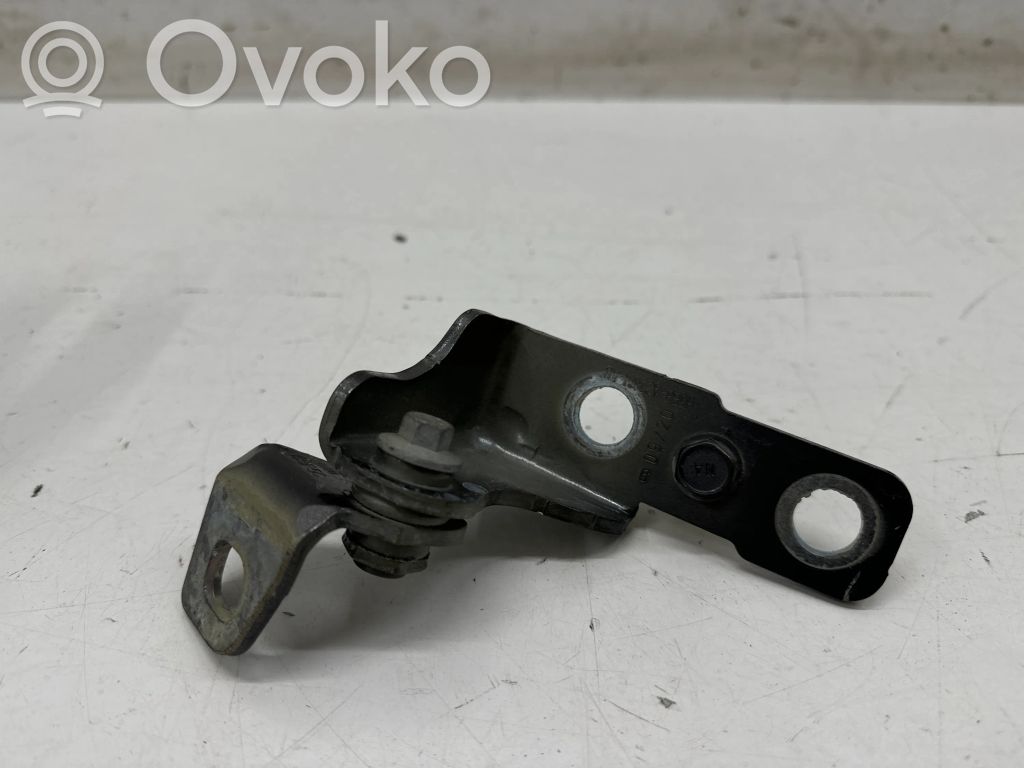 Ford Puma Front door upper hinge 