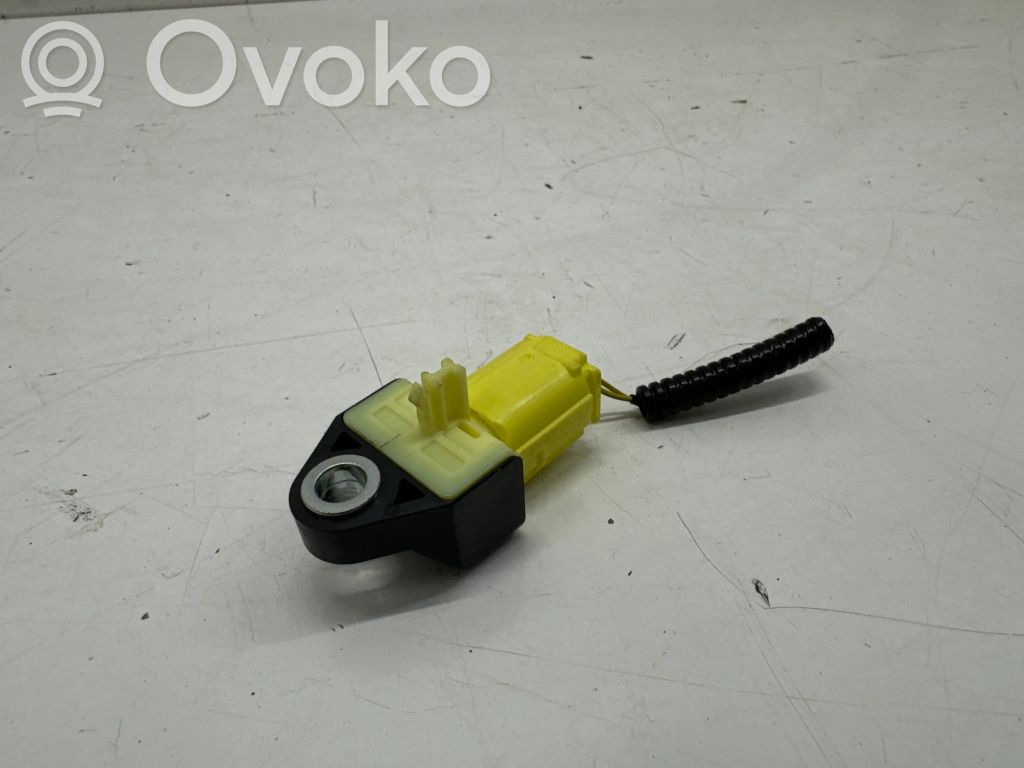 Toyota RAV 4 (XA50) Sensor impacto/accidente para activar Airbag 