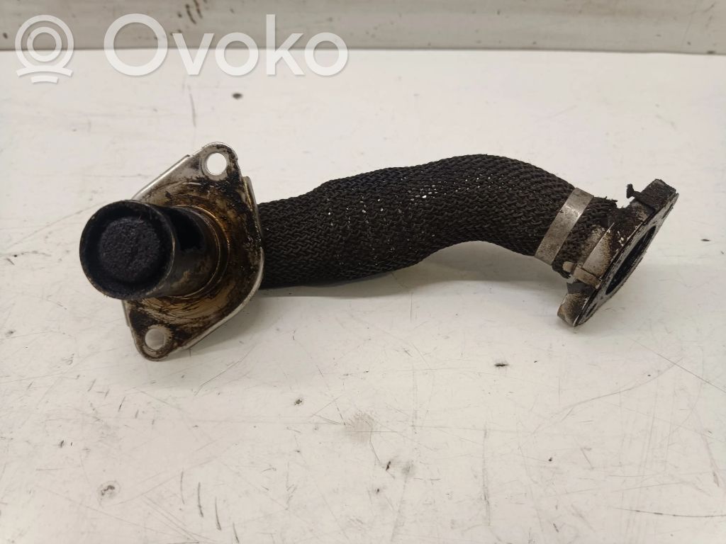 Audi A4 S4 B9 Caurulīte (-es) / šļūtene (-es) 