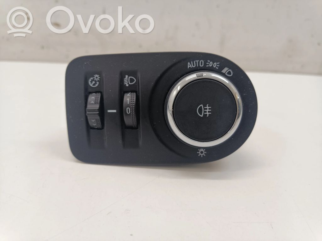 Opel Astra K Light switch 