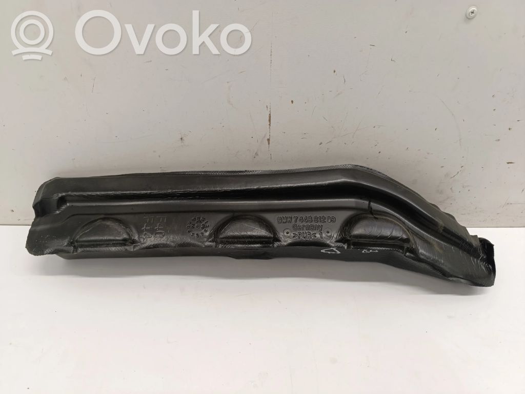 BMW 2 F44 Wygłuszenie / Pianka błotnika przedniego 