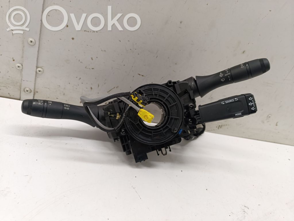 Renault Arkana Interruptor/palanca de limpiador de luz de giro 