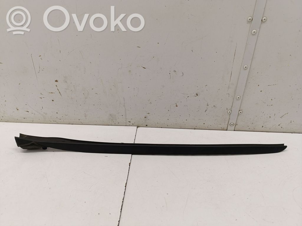BMW 2 F44 Windshield trim 