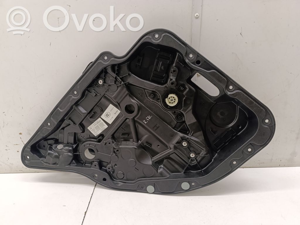 Mercedes-Benz E W213 Mechanizm podnoszenia szyby tylnej bez silnika 