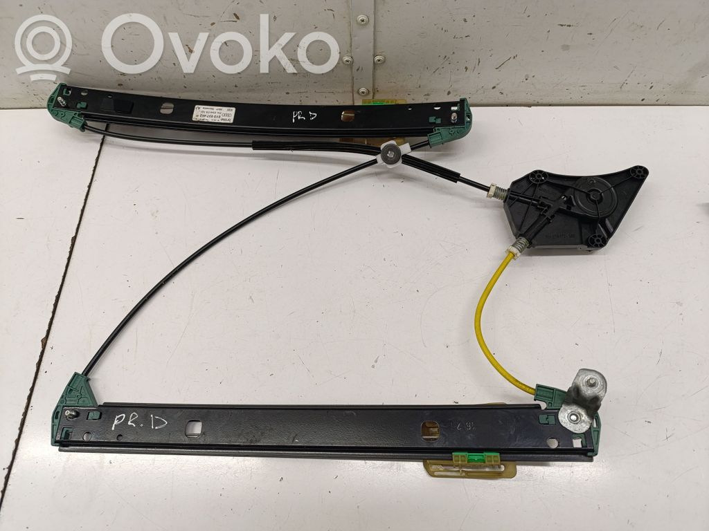 Audi A3 8Y Mechanizm podnoszenia szyby przedniej bez silnika 