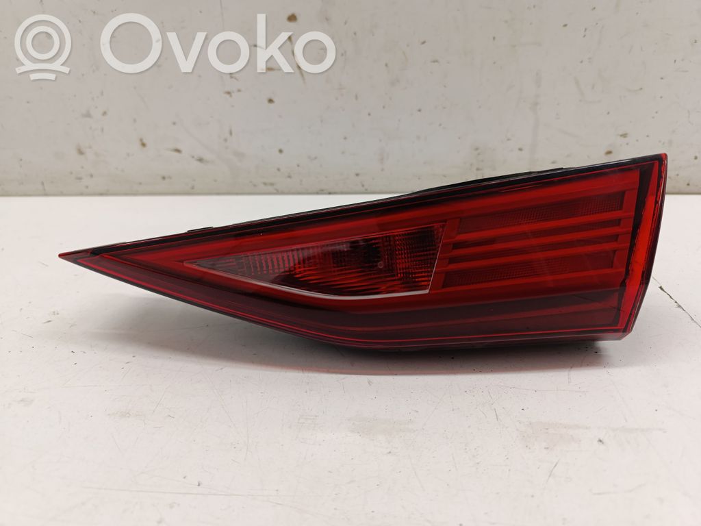 Audi A3 8Y Takaluukun takavalot 