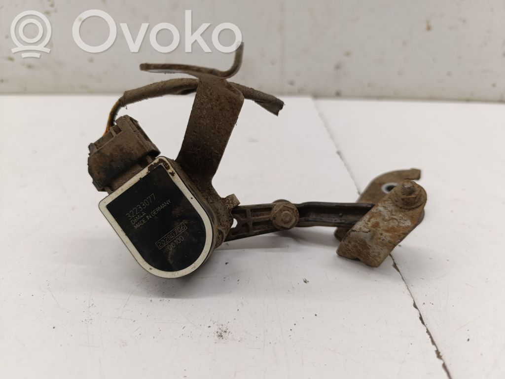 Polestar 2 Headlight/headlamp level sensor 