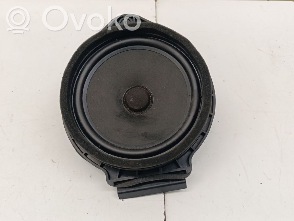 Opel Crossland X Altavoz de la puerta delantera 