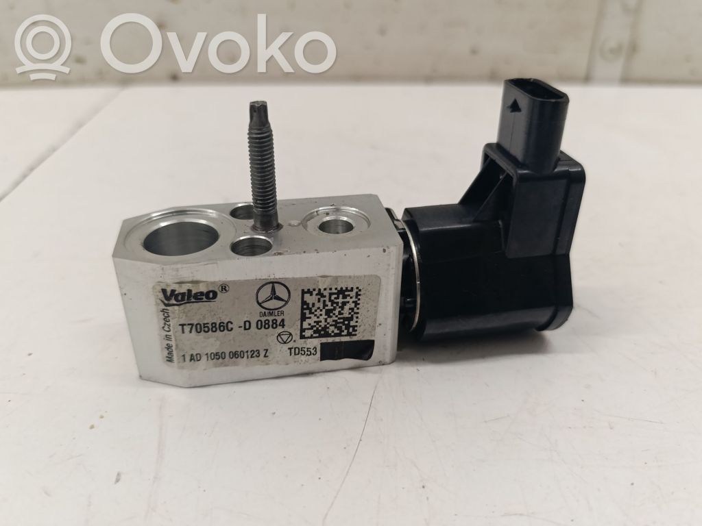 Zawór rozprężny klimatyzacji A/C   T70586C