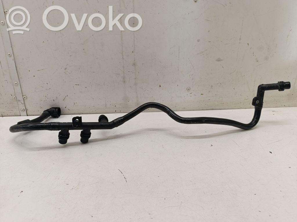Mercedes-Benz EQE v295 Conductă/furtun lichid de răcire motor 