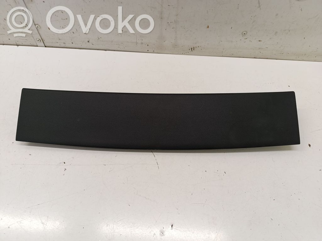 Jeep Cherokee KL Rivestimento portellone 