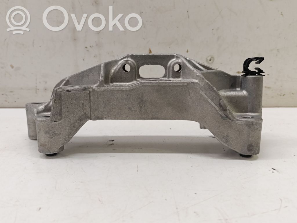 Opel Corsa F Łapa / Mocowanie silnika 