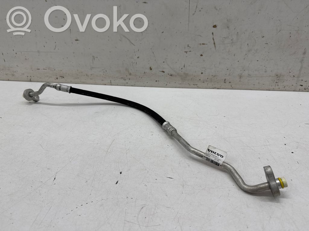 Volvo XC60 Ilmastointilaitteen putki (A/C) 