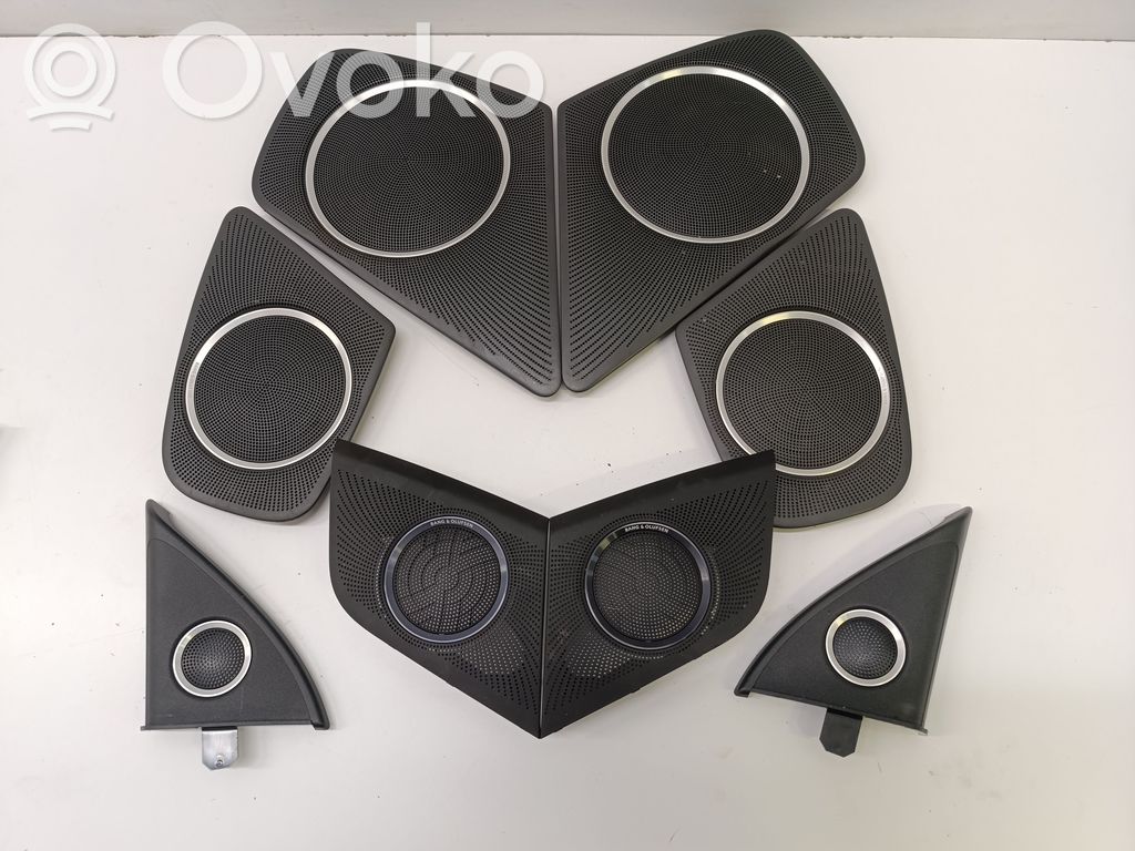 Audi A5 Sportback 8TA Grilles/couvercle de haut-parleur latéral 