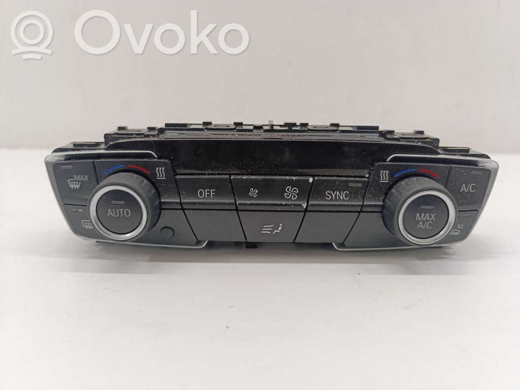BMW 2 F46 Climate control unit 