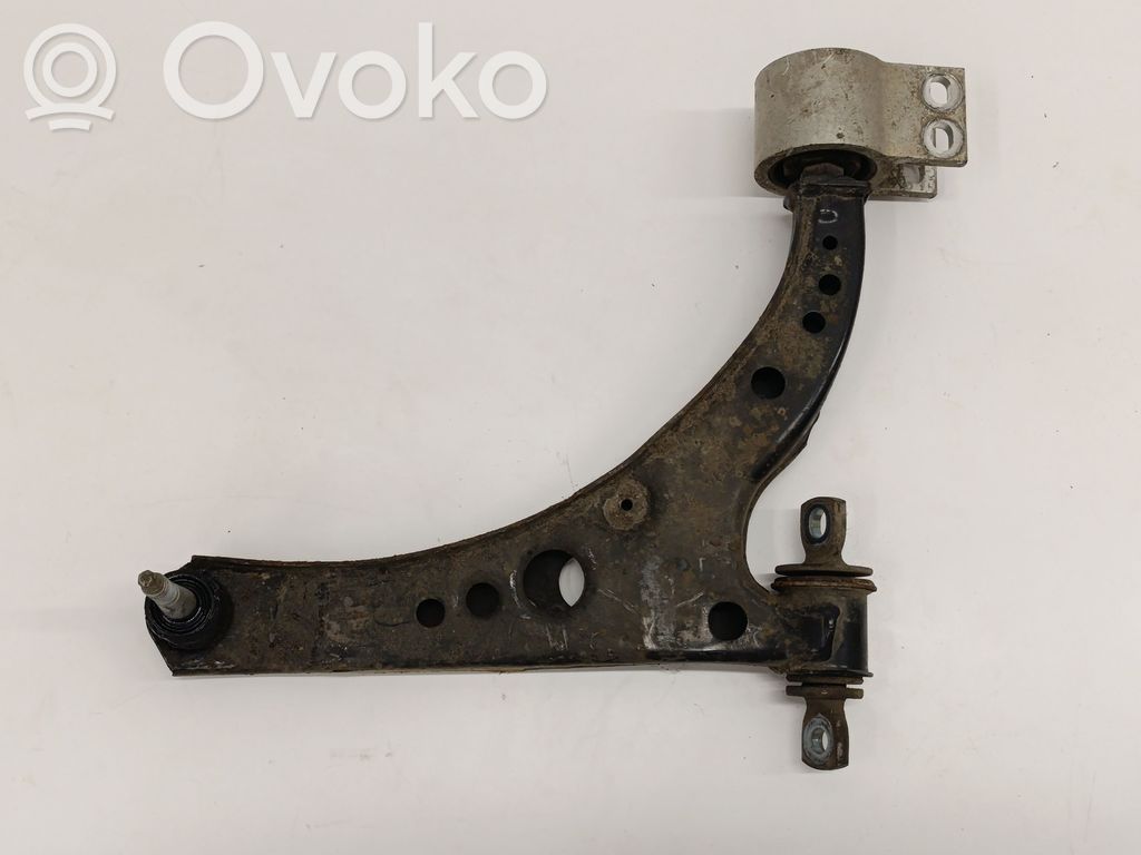 Opel Astra K Dakša 
