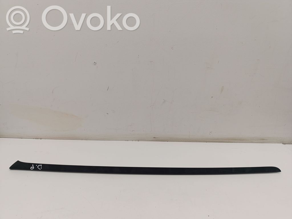 Audi Q4 Sportback e-tron Windshield trim 