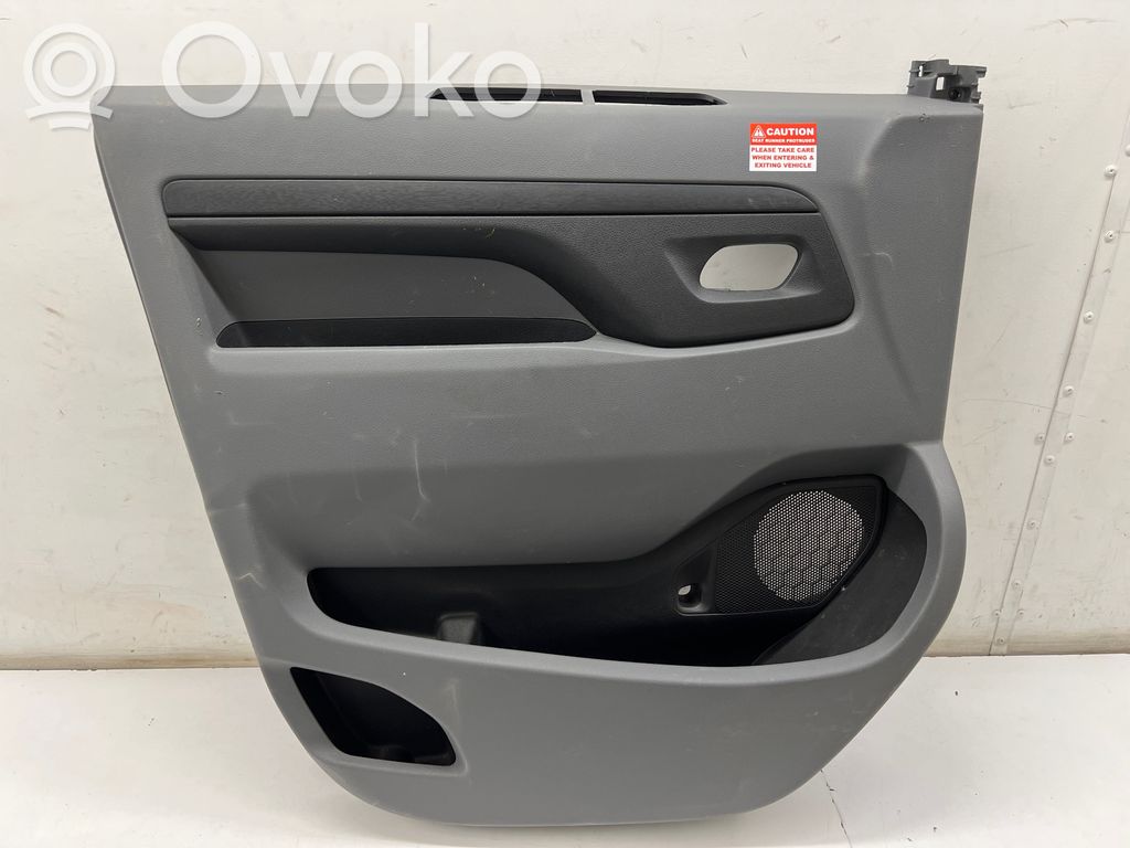Opel Vivaro Revestimiento de puerta delantera 