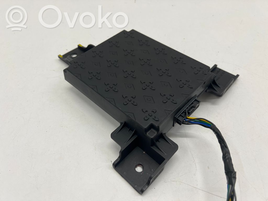 KIA EV6 Antenos stiprintuvas 