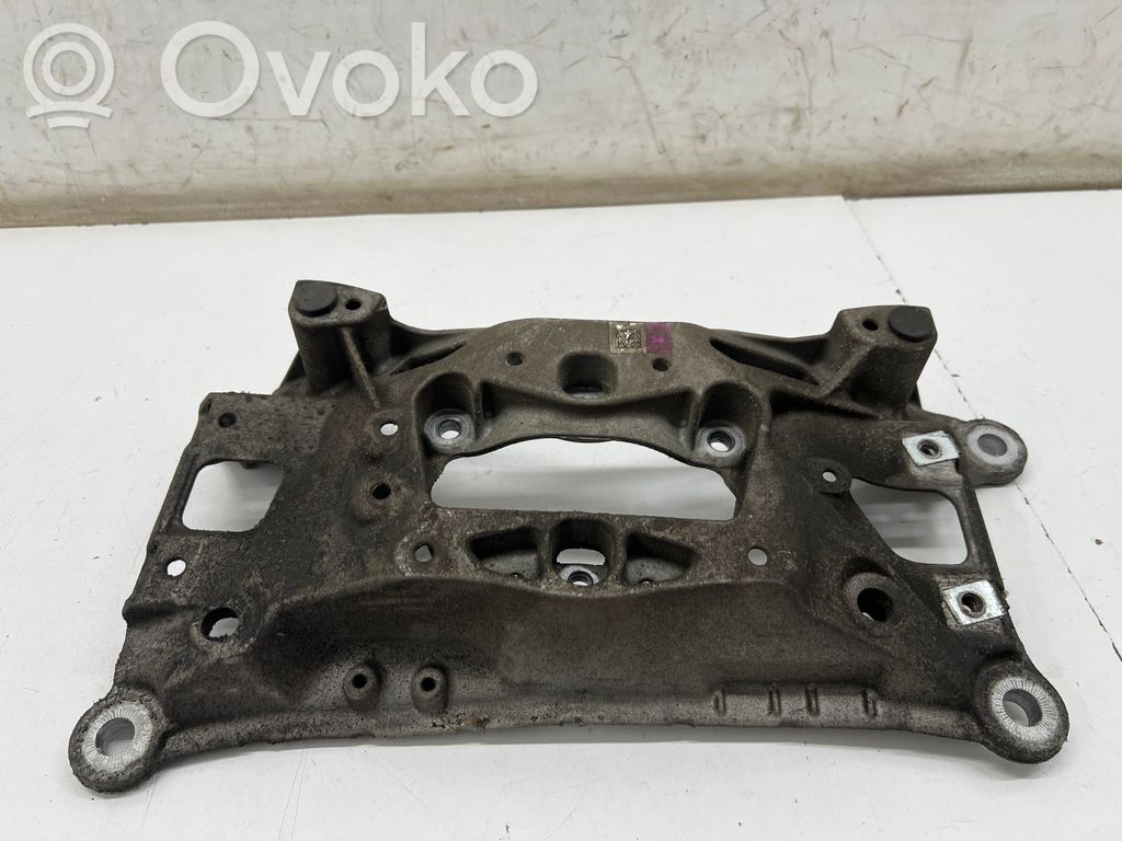 Audi A4 S4 B9 Gearbox mounting bracket 