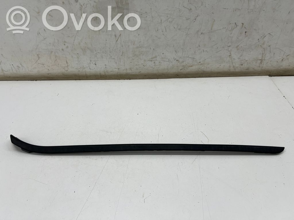 Audi Q8 e-tron Windshield trim 