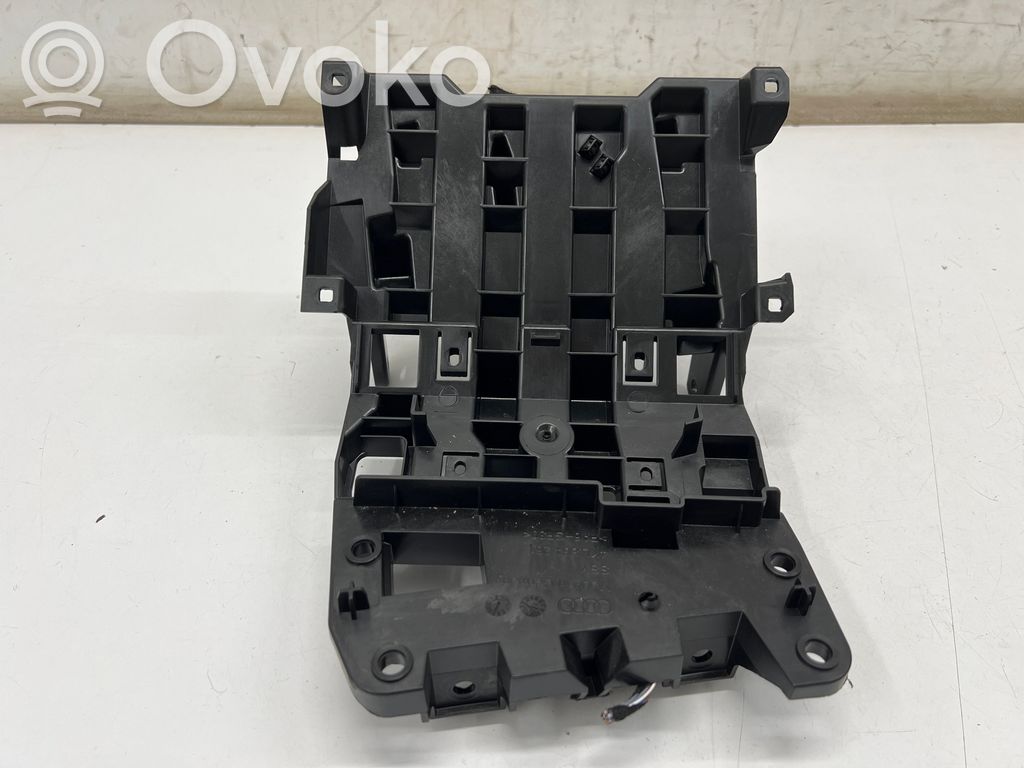 Audi Q8 e-tron Other center console (tunnel) element 