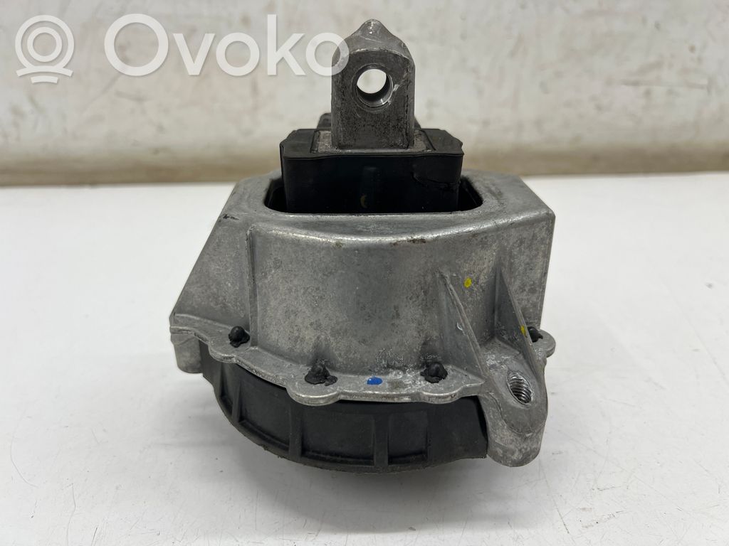 BMW 3 G20 G21 Engine mount bracket 