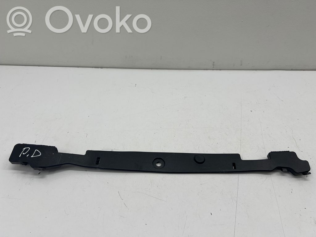 Mazda CX-30 Rivestimento parafango (modanatura) 