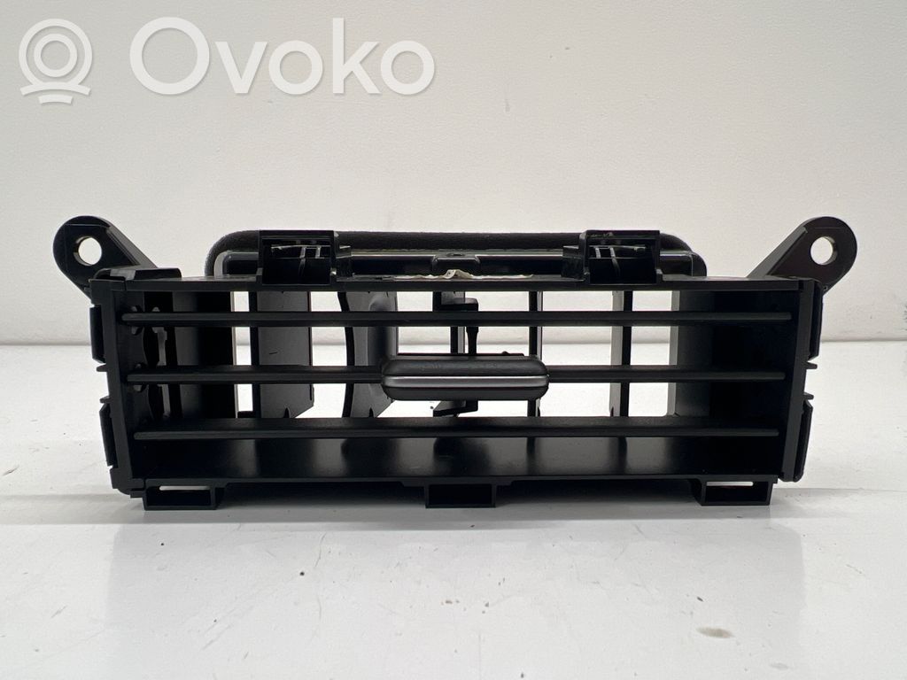 Mazda CX-30 Centrinės oro grotelės 