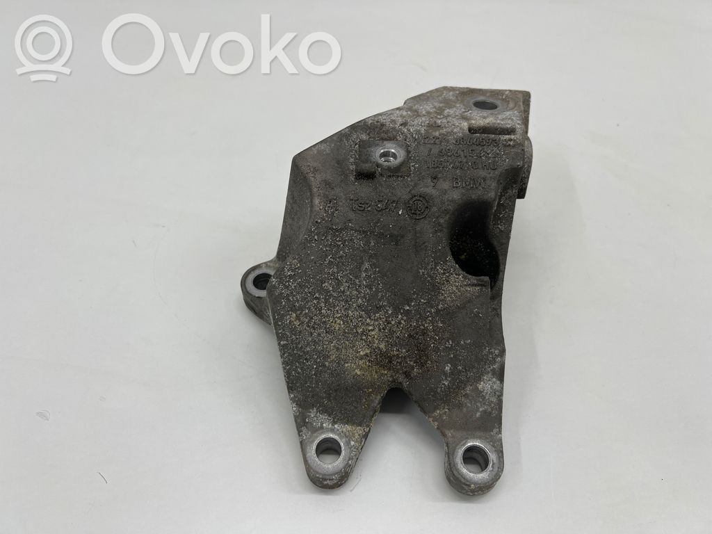 BMW 5 G30 G31 G38 Engine mounting bracket 