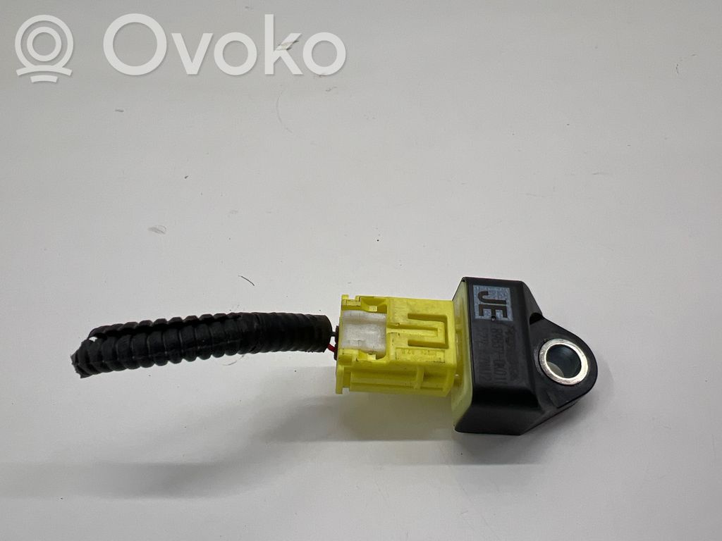 Czujnik uderzenia Airbag   898370K010