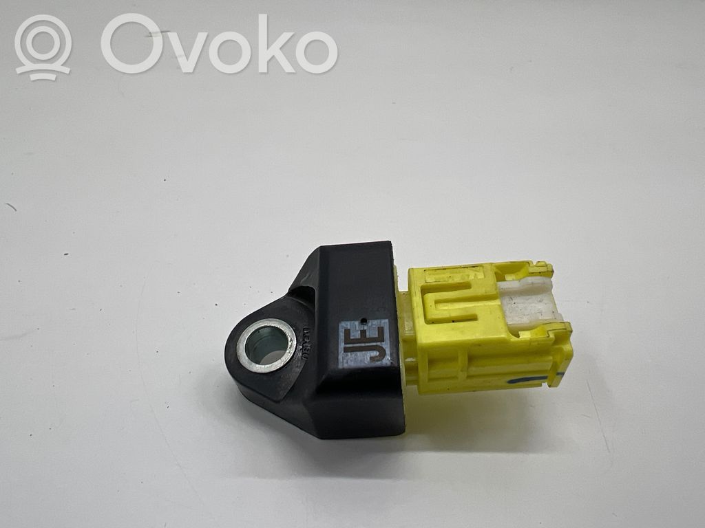 Toyota Hilux VIII Czujnik uderzenia Airbag 