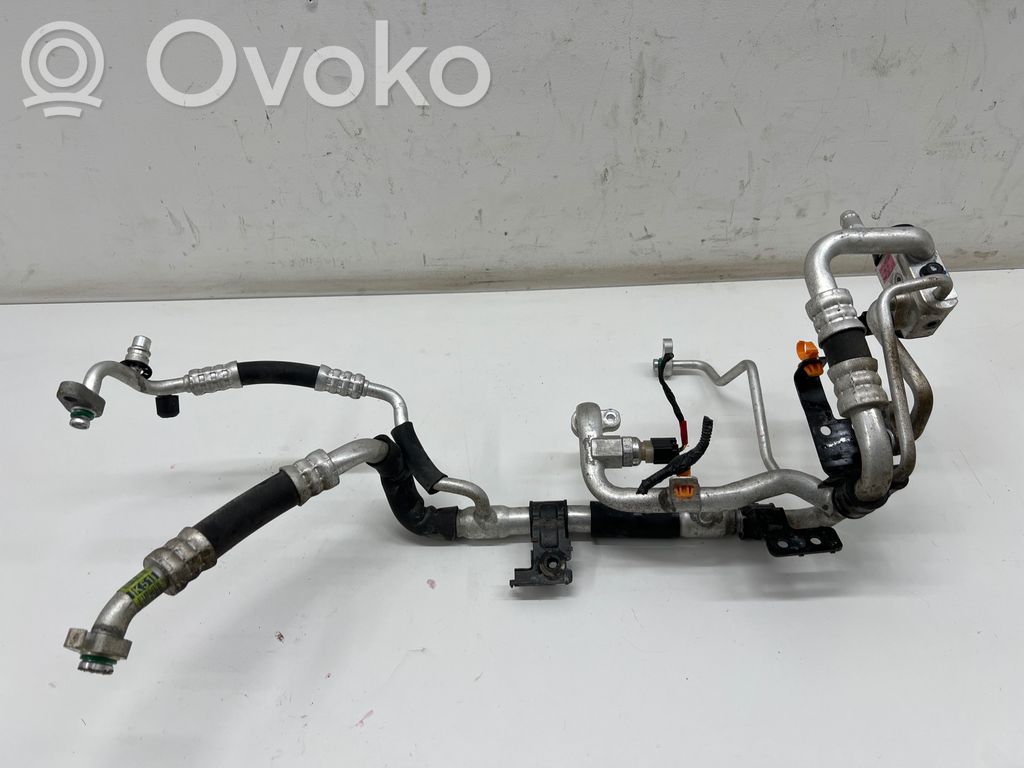 Hyundai IONIQ 6 Conductă/furtun aer condiționat (A/C) 