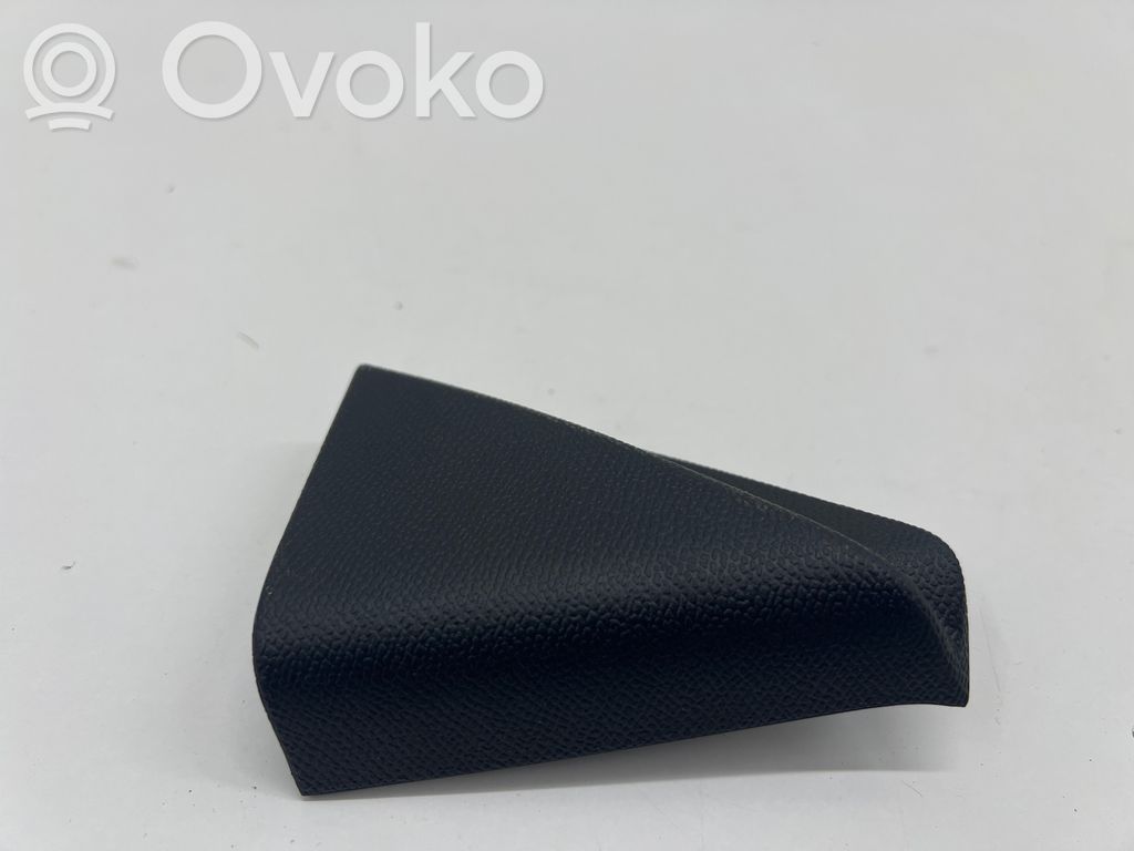 Inne elementy wykończeniowe drzwi tylnych   9839887880