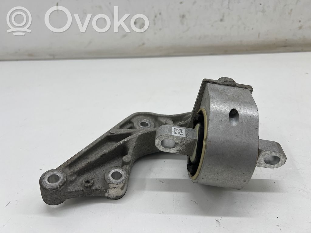 Porsche Taycan 9J1 Engine mount bracket 