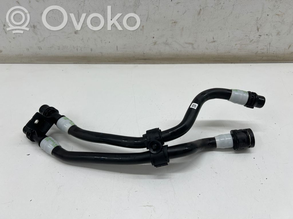 BMW i4 Engine coolant pipe/hose 