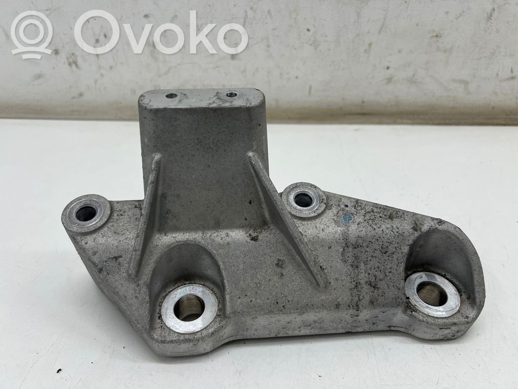 Polestar 2 Engine mounting bracket 