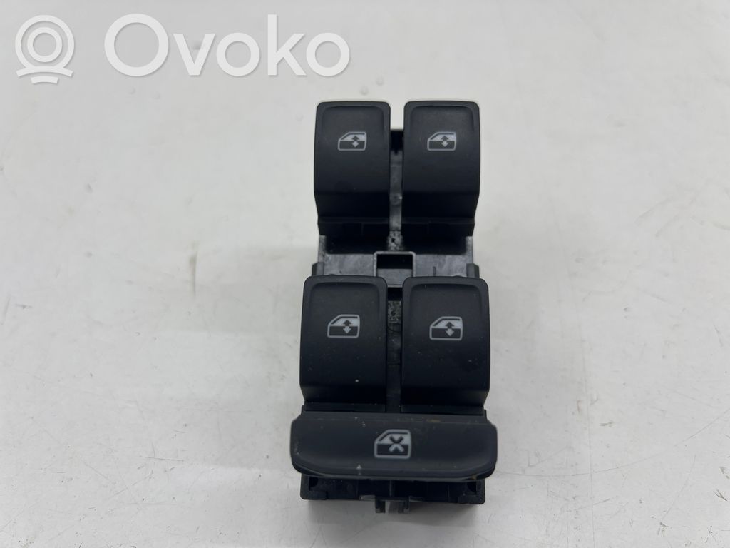 Cupra Leon Electric window control switch 