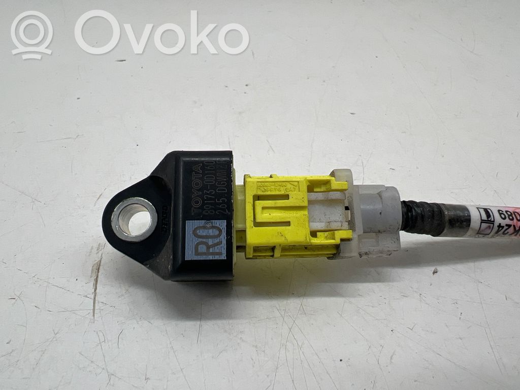 Toyota Yaris XP210 Airbagsensor Crashsensor Drucksensor 