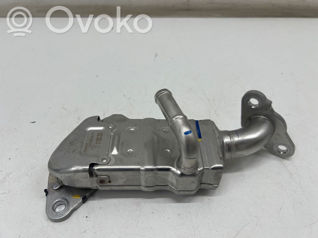 Toyota Yaris XP210 Refrigerador de la válvula EGR 
