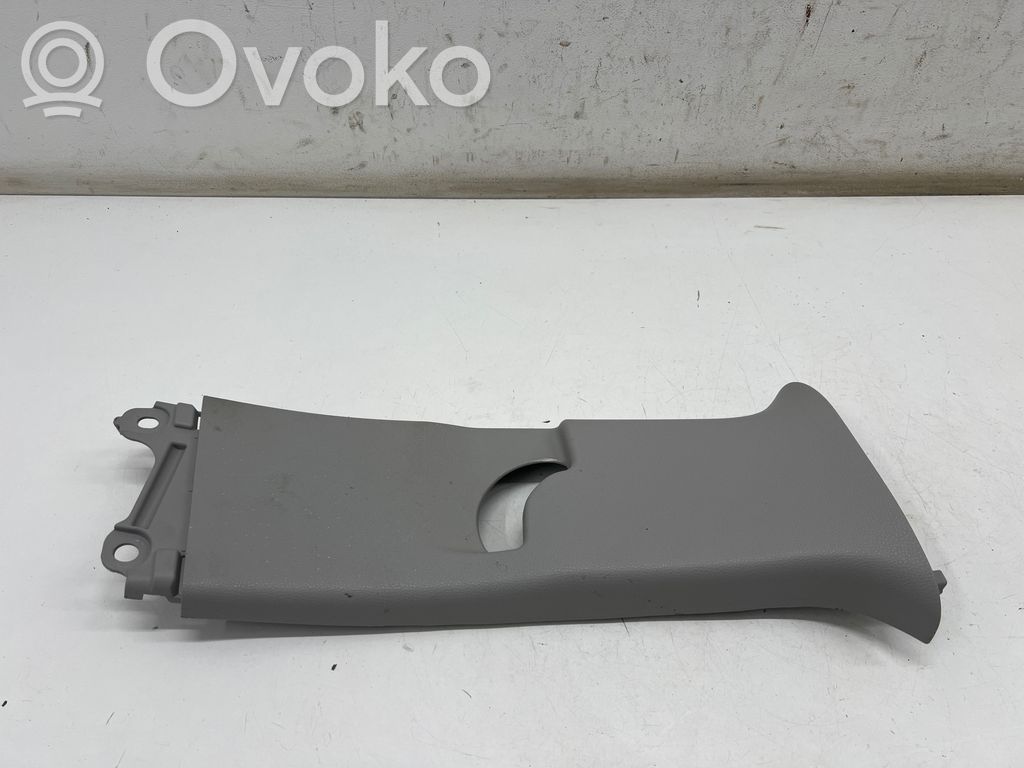 Osłona górna słupka / B   62411K0020,62411K0020A