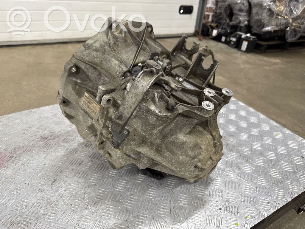 Mini Clubman F54 Mechaninė 6 pavarų dėžė 