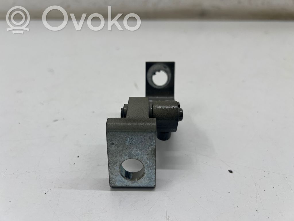 MG MG3 III Bisagra inferior puerta delantera 